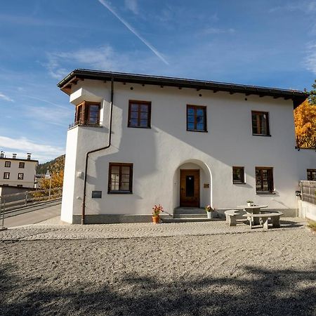 Chasa Nogler - Ferienwohnung Ramosch Esterno foto