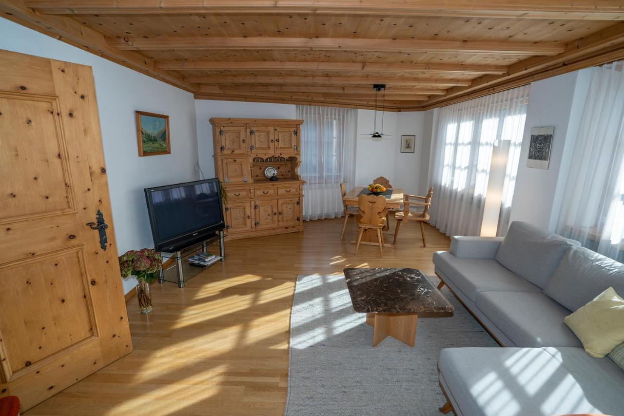Chasa Nogler - Ferienwohnung Ramosch Esterno foto