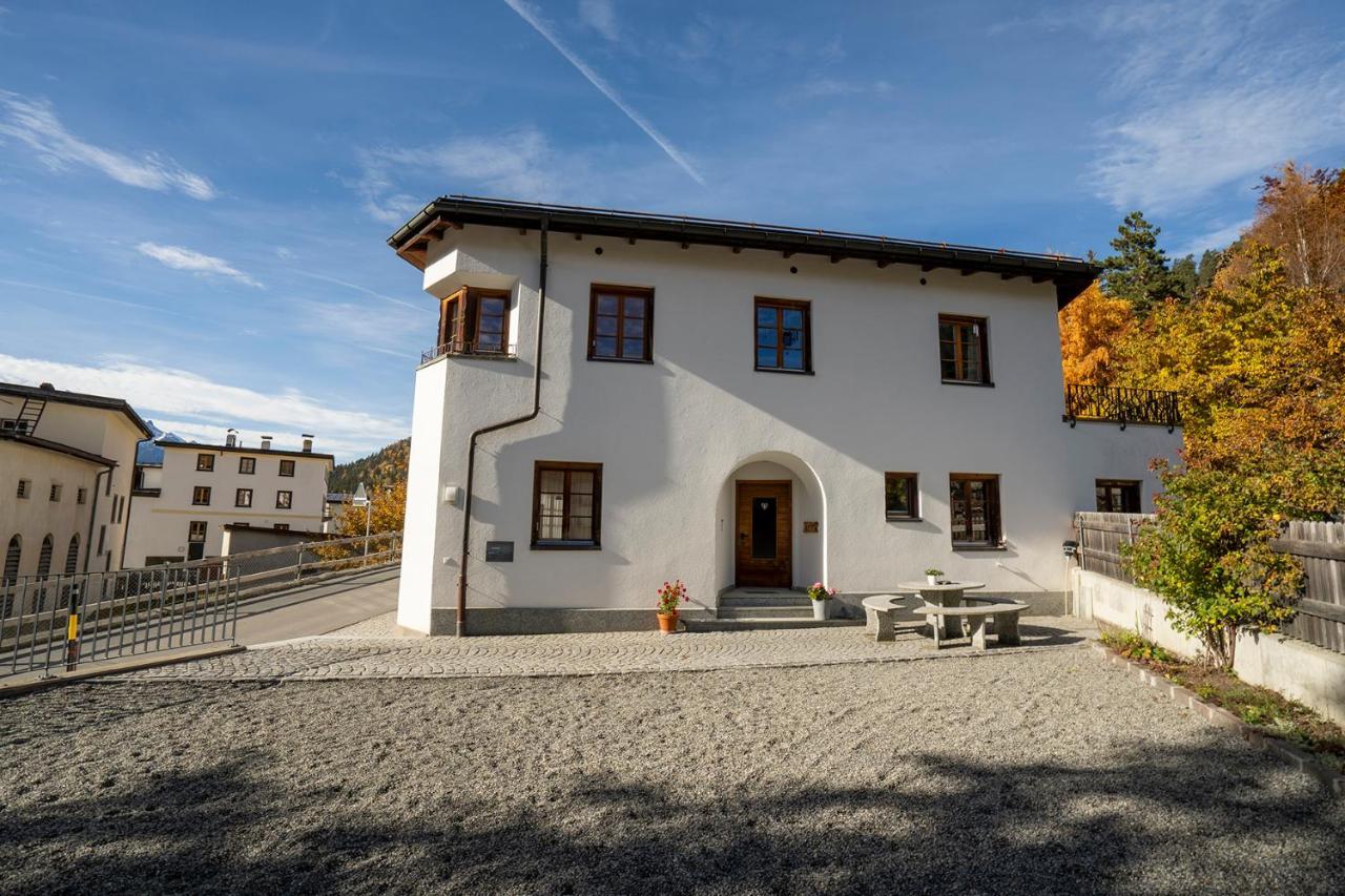Chasa Nogler - Ferienwohnung Ramosch Esterno foto