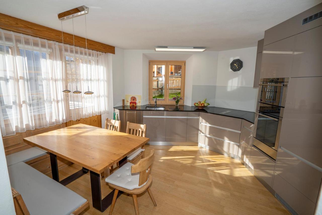 Chasa Nogler - Ferienwohnung Ramosch Esterno foto