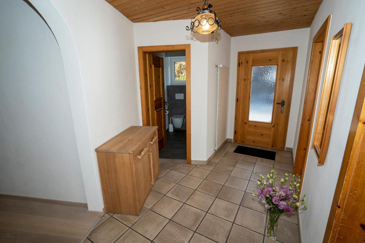 Chasa Nogler - Ferienwohnung Ramosch Esterno foto